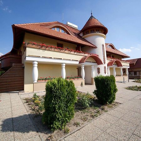 Kehida Hertelendy Haz Hotel Kehidakustány Exterior foto