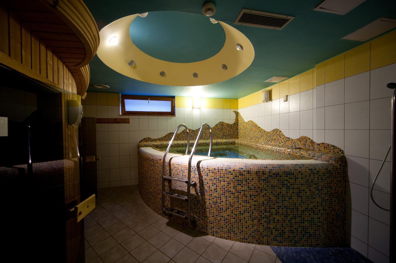 Kehida Hertelendy Haz Hotel Kehidakustány Exterior foto